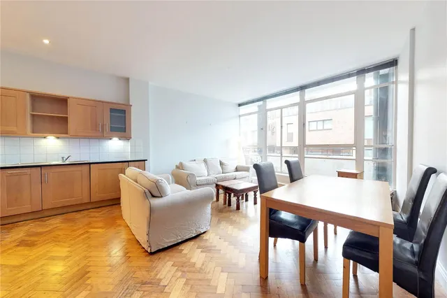 Bunhill Row, London, EC1Y, photo 1
