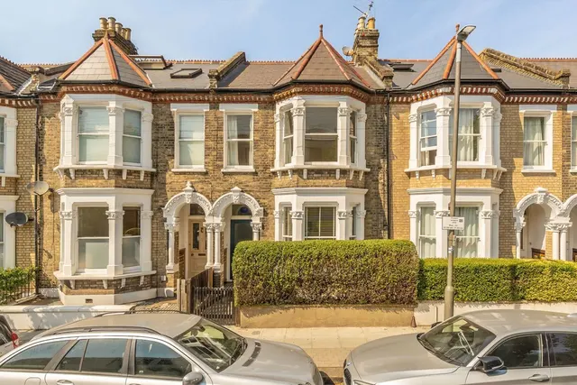 Hearnville Road, SW12, photo 1