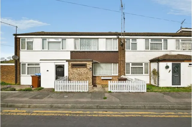 Granary Close, Gillingham, ME8, photo 1