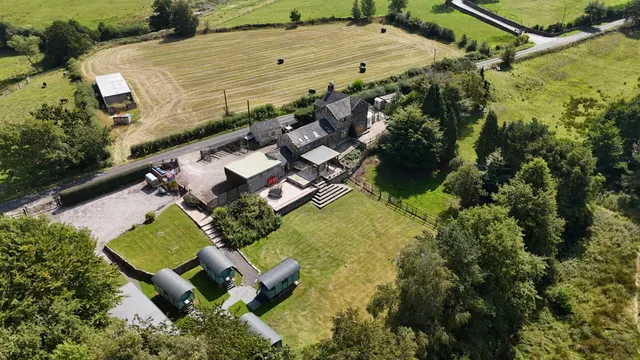 Holly Grove, Farm Thorney Edge, ST9, photo 2