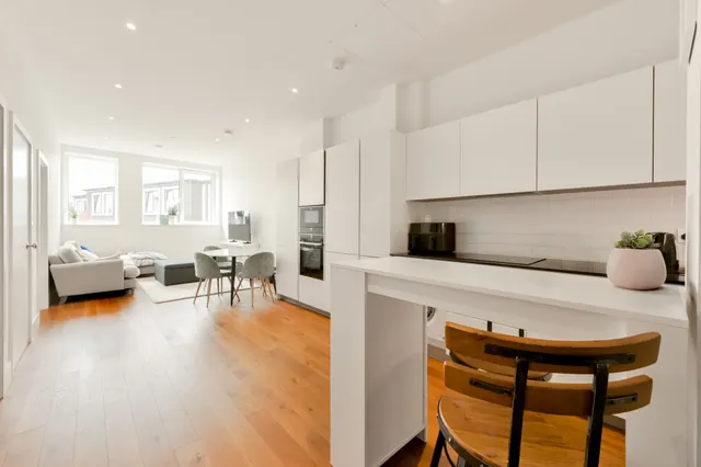 53 Acton Town Hall Apartments, Winchester Street, London, photo 1