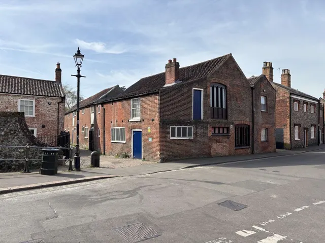 NR1, Norwich, NR1, photo 1