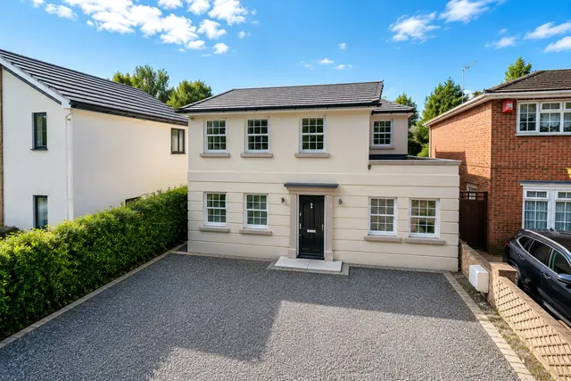 Brewery Road, Horsell, GU21, photo 1