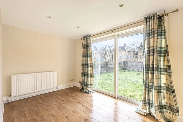 Montrell Road, SW2, photo 3