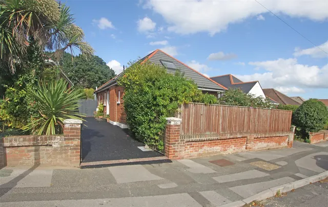 Forest View Road, Bournemouth, photo 1
