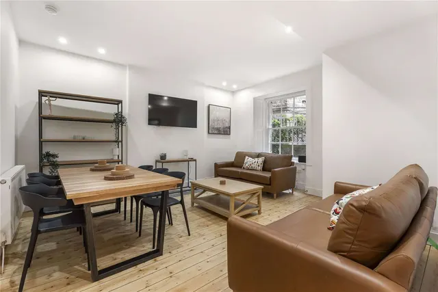 Photo 2 — Montgomery Street, Hillside, Edinburgh, Midlothian, EH7 5JS