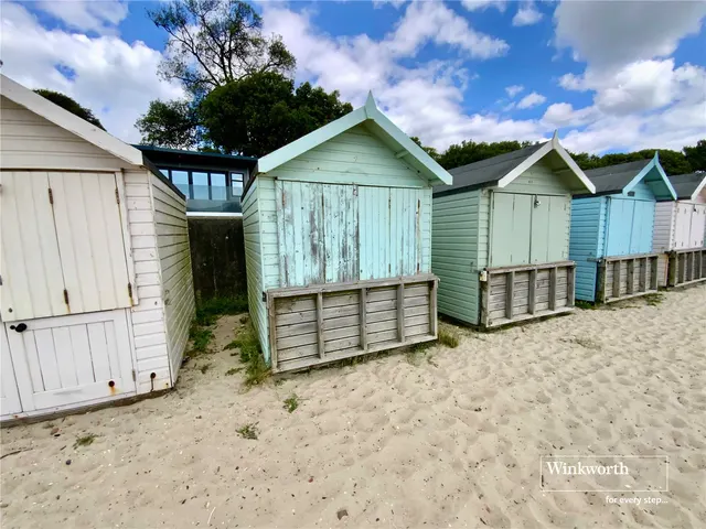 Beach Hut, Gundimore Beach, Christchurch, Dorset, BH23, photo 1