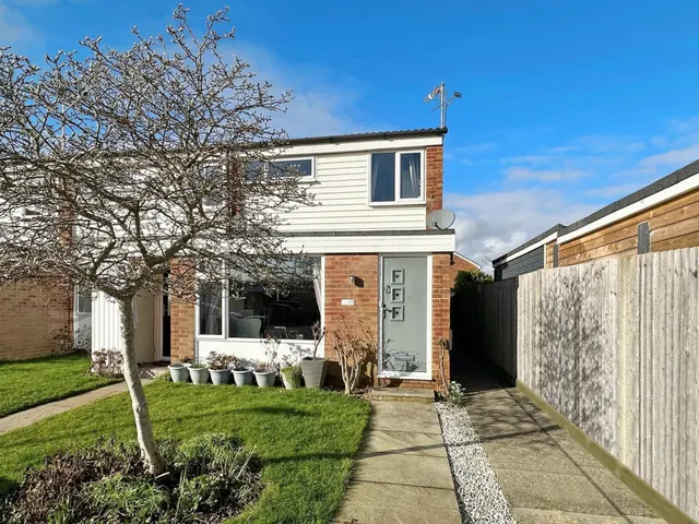 Smugglers Way, Barns Green, photo 1
