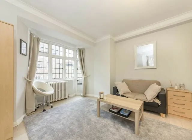 Photo 2 — Judd Street, Bloomsbury, WC1H
