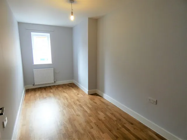 Photo 3 — Camp Road, Farnborough, Hampshire, GU14 6GR