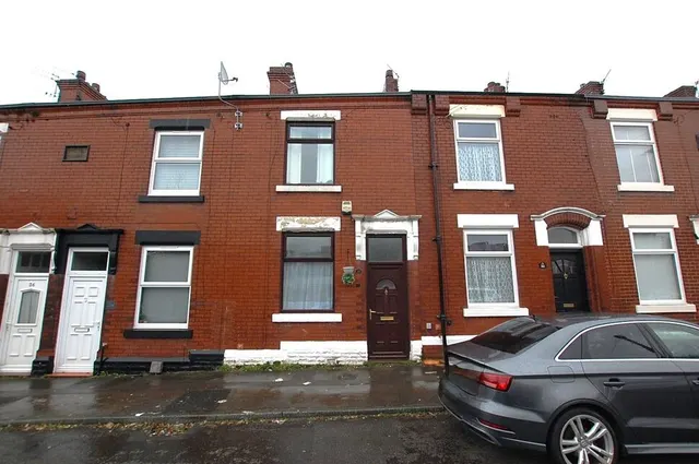 Beauchamp Street, Ashton-under-Lyne, OL6, photo 1