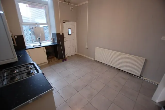Beauchamp Street, Ashton-under-Lyne, OL6, photo 3