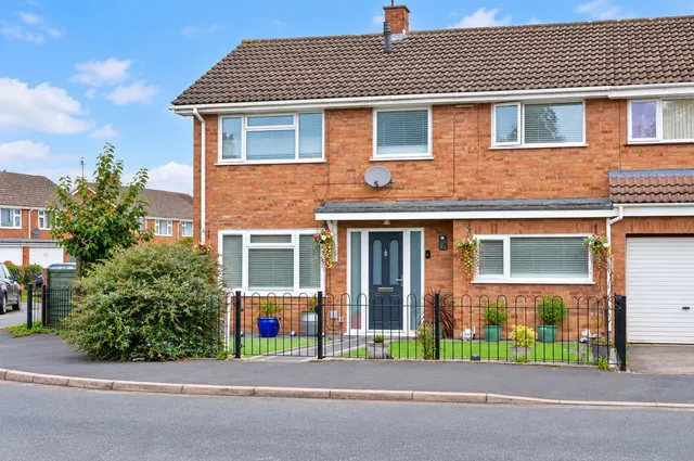 Elmbury Drive, Tewkesbury, GL20, photo 1