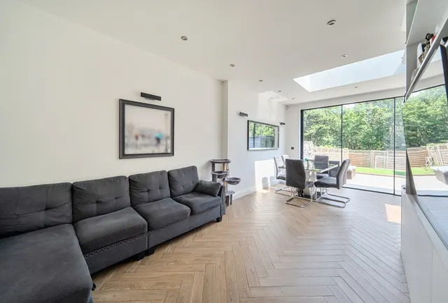Photo 3 — Kinloch Drive, London, NW9 7LH