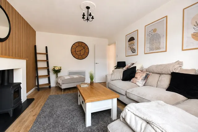 Wellington Court, Accrington, BB5, photo 3