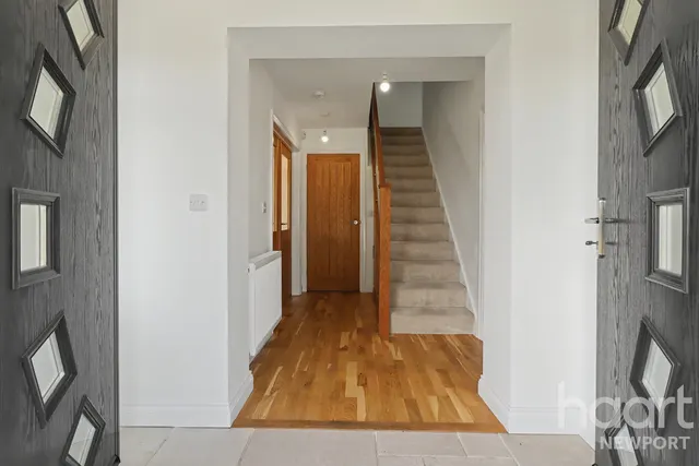 The Hollies, Crumlin, NP11, photo 3