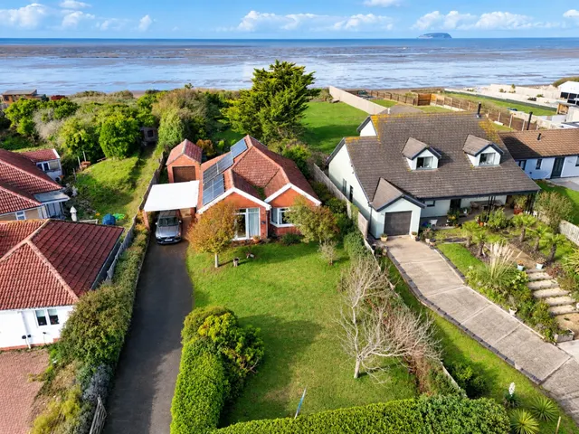 Warren Road, Brean, TA8, photo 2