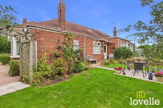 St. Margarets Avenue, Cottingham, HU16, photo 3