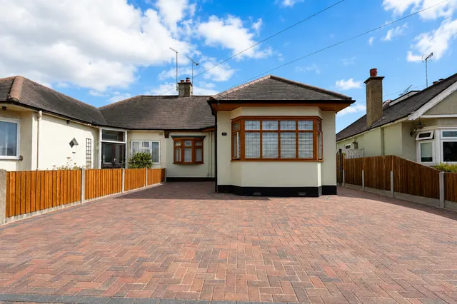 Walsingham Road, Southend-on-Sea, SS2, photo 1