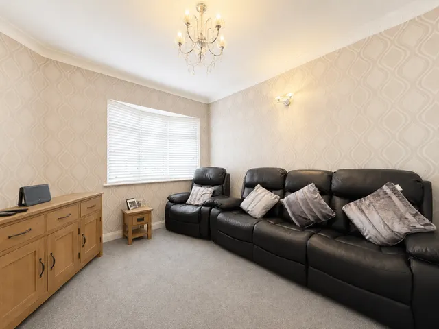 Walsingham Road, Southend-on-Sea, SS2, photo 2