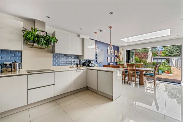 Photo 2 — Kneller Road, Twickenham, TW2