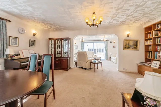 Photo 2 — Briar View, Billericay, Essex, CM11