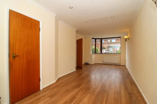 Thorpe Drive, Wigston, LE18, photo 2