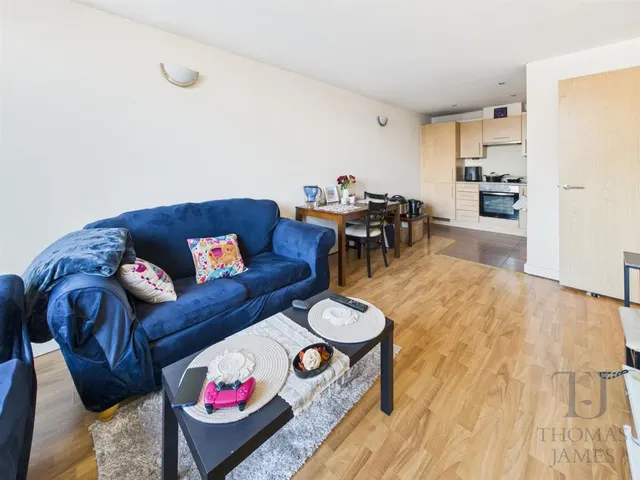 Queens Road, Nottingham, NG2, photo 3