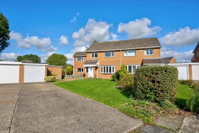 Mayfield Road, Blacon, CH1, photo 1