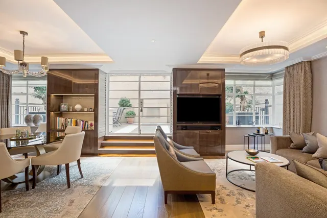 Halkin Place, Belgravia, SW1X, photo 1