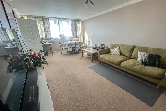 Upper Walworth Way, Sunderland, SR1, photo 2