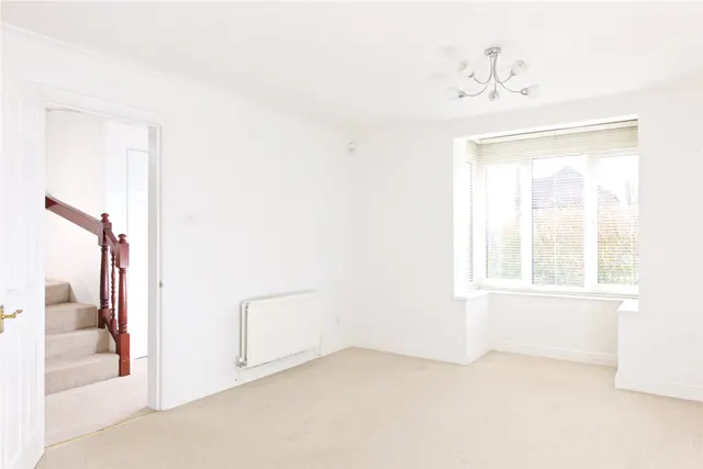 Tamworth Stubb, Walnut Tree, MK7, photo 2