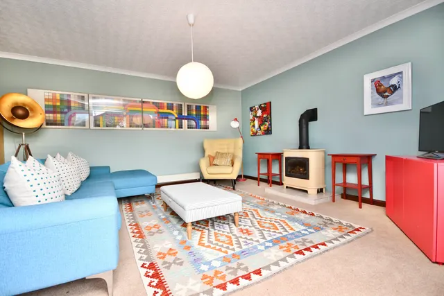 Photo 3 — 1 Sea Tower Gardens, Ayr, KA7 2XR