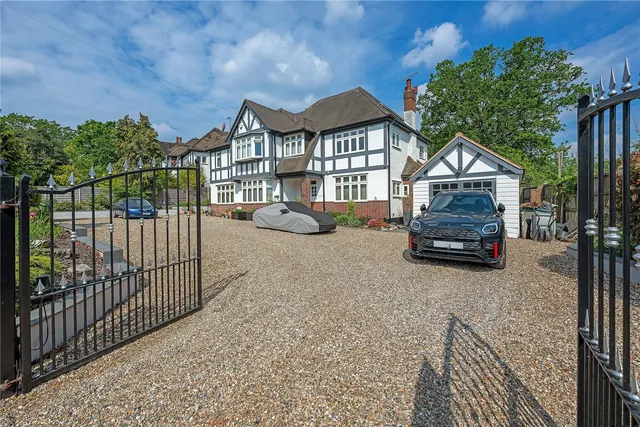 Downs Hill, Beckenham, BR3, photo 1