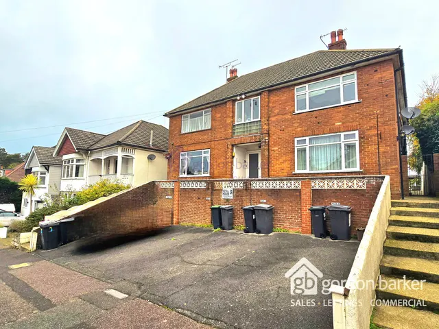 , Clyde House, 3A Richmond Park Avenue, Bournemouth, BH8 9DL, photo 1