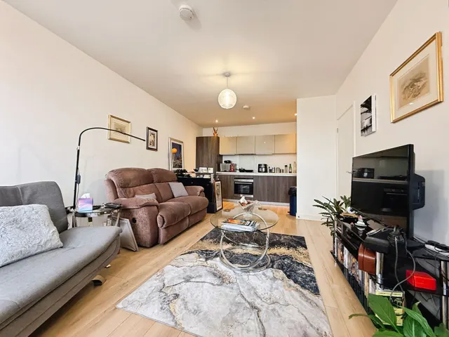 Photo 3 — Meadow Walk, Chelmsford, Essex, CM1 1FU
