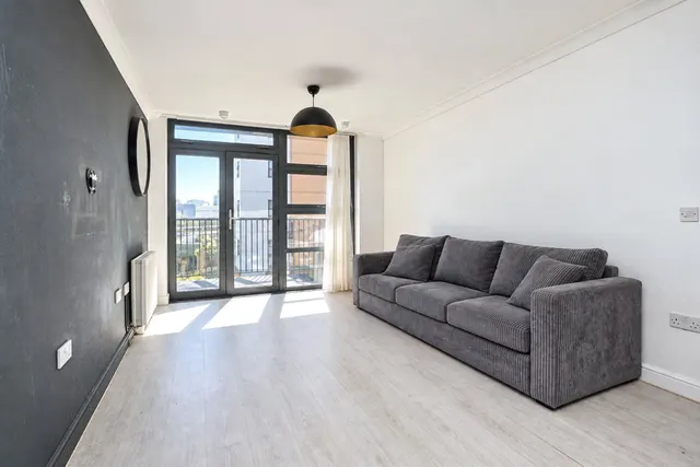 Maltings Close, London, E3, photo 1
