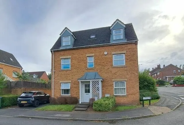 Princes Way, Oldbury, West Midlands, B68, photo 1