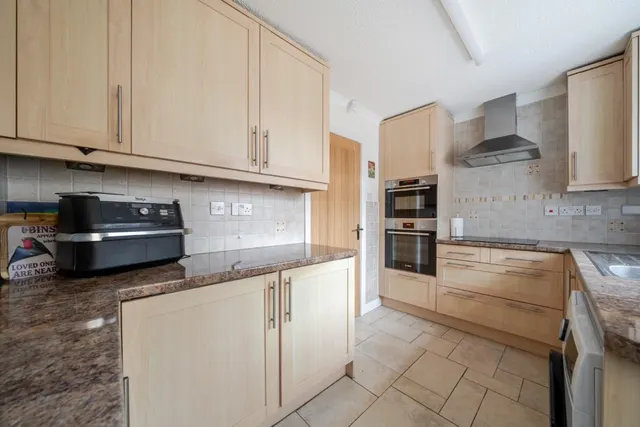 Cedar Drive, Tadcaster, LS24, photo 2