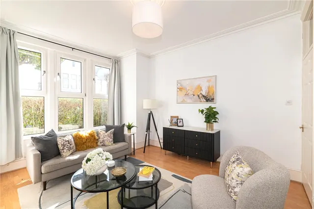 Lynn Road, London, SW12, photo 3
