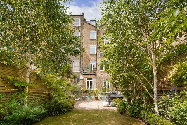 Photo 2 — Oakley Street, London, SW3 5HB
