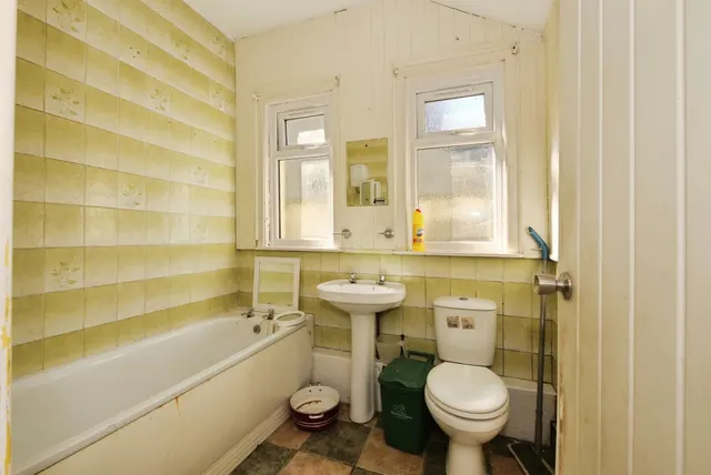 Gladstone Street, Abertillery, NP13, photo 3