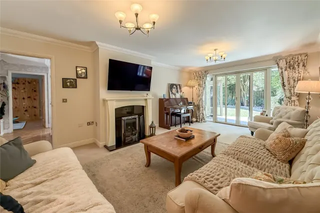 Manor Close, Harpenden, AL5, photo 2