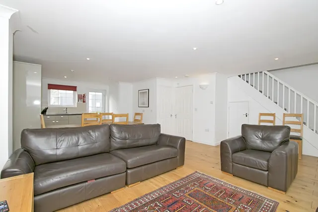 Golf Lodges, Atlantic Reach, TR8, photo 2