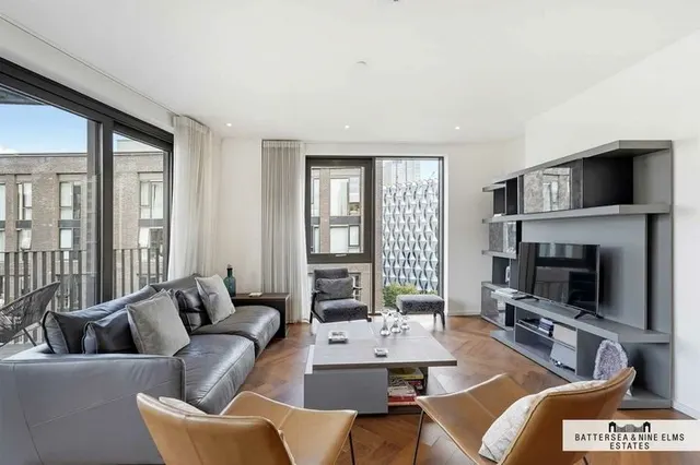Embassy Gardens, SW11, photo 2