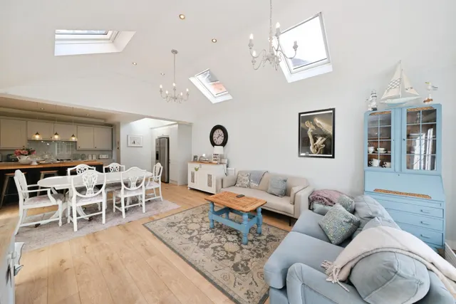 Grey Street, Kirkby In Ashfield, NG17, photo 3