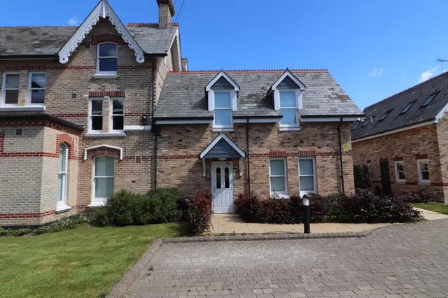 Photo 2 — 41 Cavendish Road Dean Park, Bournemouth BH1 1QZ