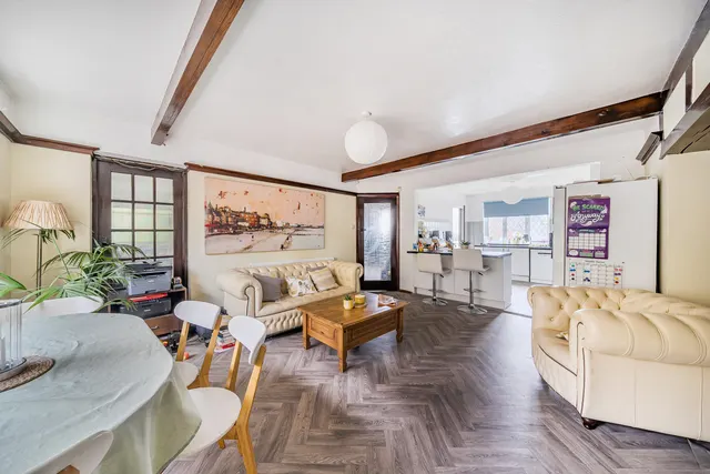 Ruden Way, Epsom, KT17, photo 3