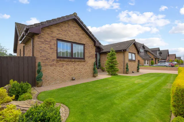 Photo 2 — Abbots Moss Drive, Falkirk, FK1 5UA