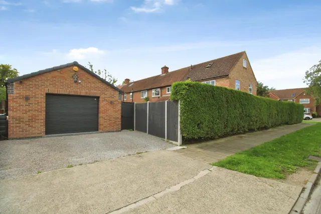 Chaloners Road, Dringhouses, YO24, photo 3